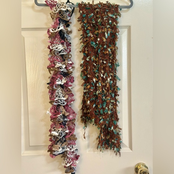 Bundle 2 Scarves - Picture 2 of 3